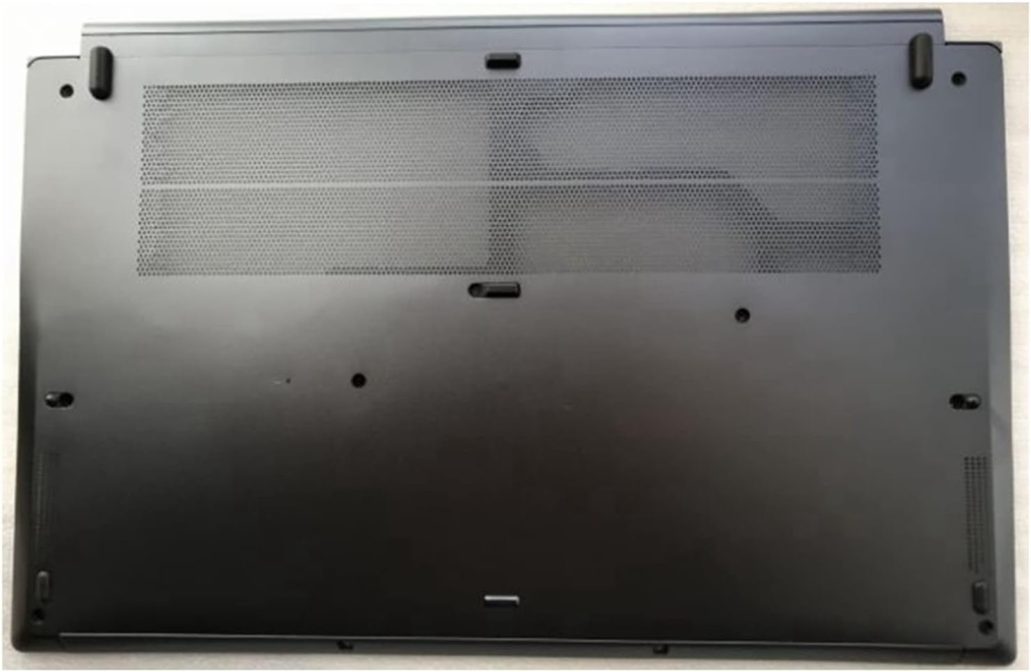 كفر قاعدة لابتوب — MSI PS63