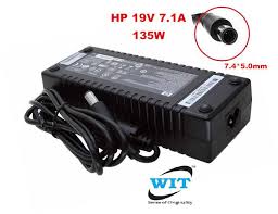 شاحن لابتوب — HP 19 / 7.1 7.4 / 5.0