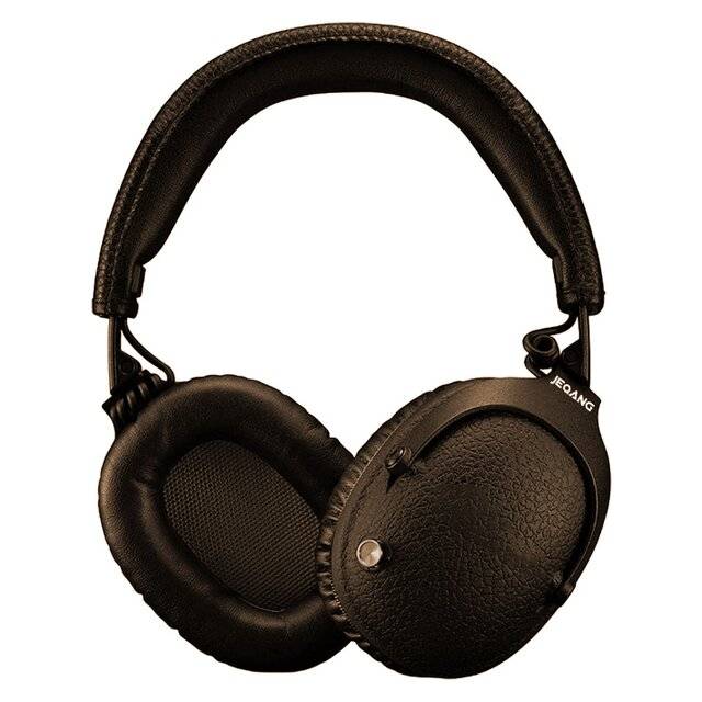 JEQANG JH‑617 BT Wireless Earphones (Brown)
